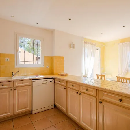 Villa La Figuiere - Max275 By Interhome La Nartelle